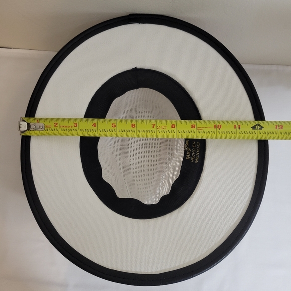 New Beautiful Embroidered Hat - Picture 12 of 13